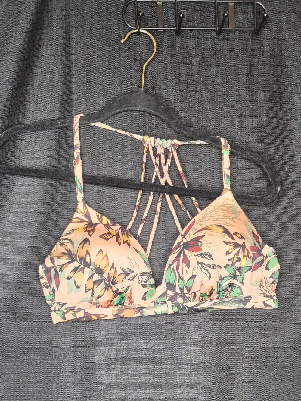 Athleta Peach Floral Strappy Women's Bralette Bodysuit Top